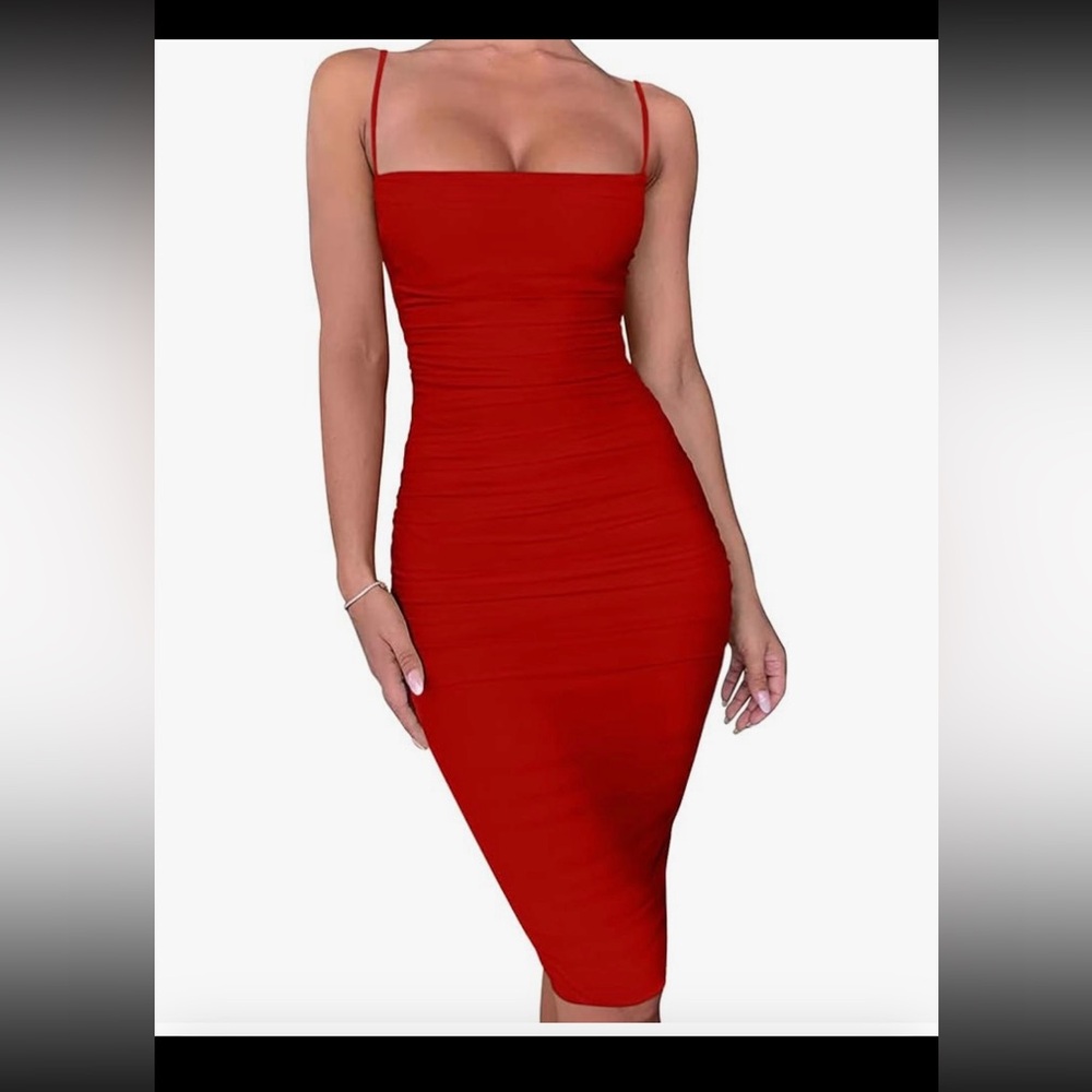 Lyaner M NWOT ribbed RED bodycon ruched pullstring sides midi dress